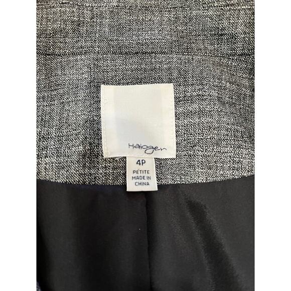 Halogen Button Down Preppy Business Grey Blazer, Size 4P - Picture 5 of 5